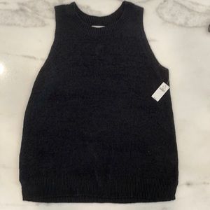 Old Navy New black knit tank. Size large.